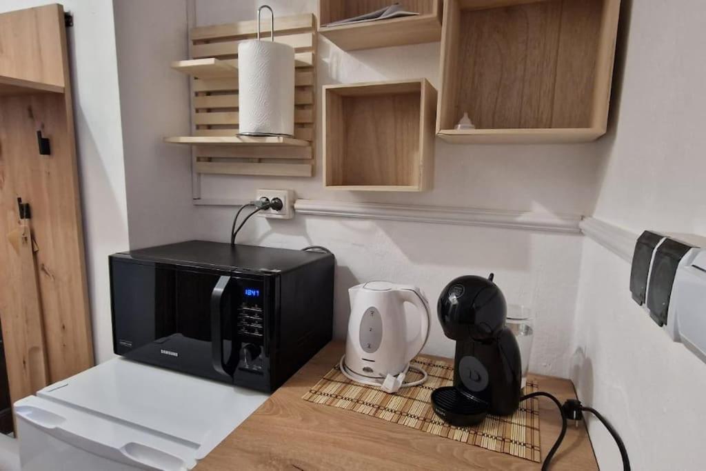 Little And Cozy Studio Breakfast Included ทิมิชัวรา ภายนอก รูปภาพ